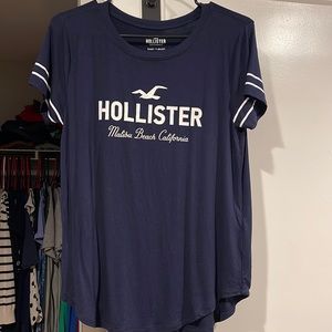 Hollister Short Sleeve Tee Size Women’s Small